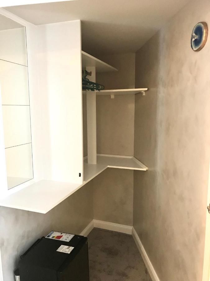 Отель Brater Luxury Бухарест