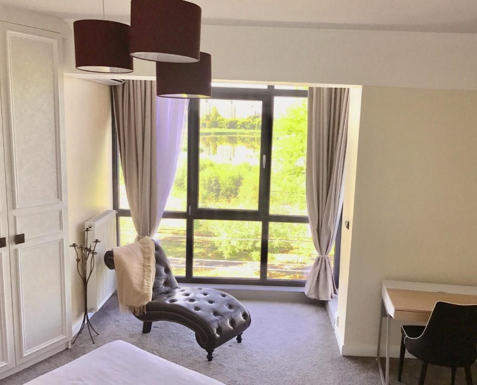 Отель Brater Luxury Бухарест