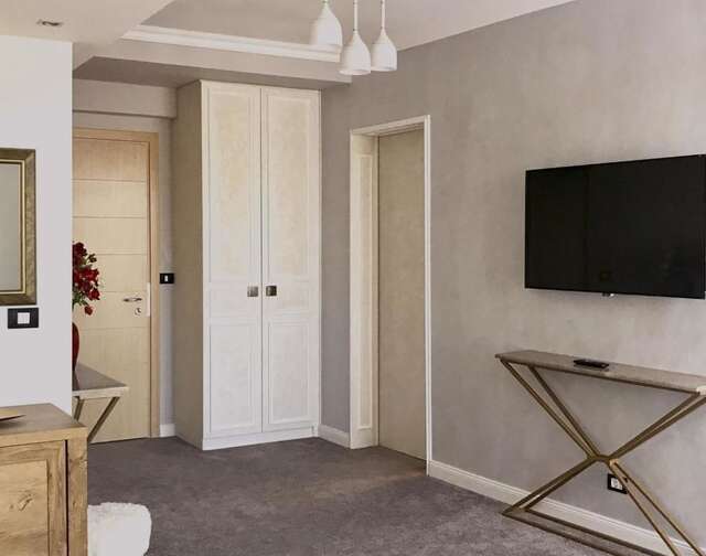 Отель Brater Luxury Бухарест-52